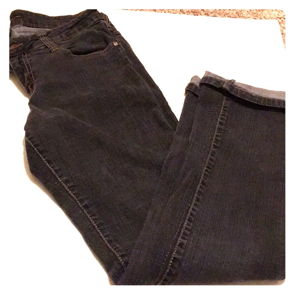 🛍 3/21 Jeans